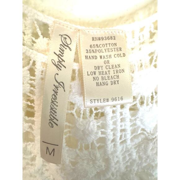 Simply Irresistible Women's White Crochet Cinched Waist Semi Sheer Top Size M - Picture 5 of 7